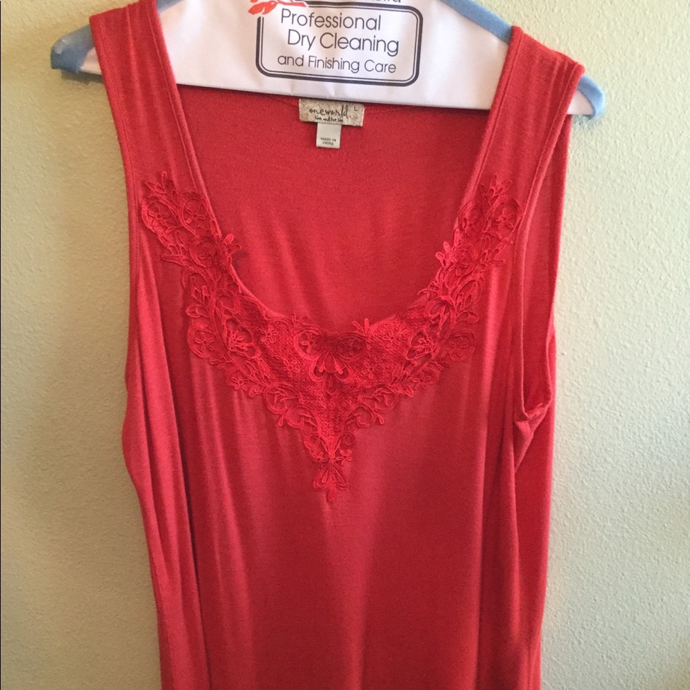 Like new sleeveless red top